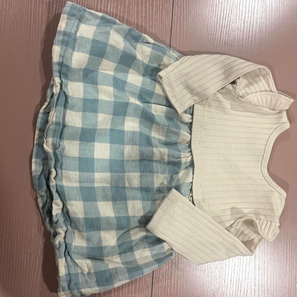 Carter’s 6 months blue gingham ribbed dress